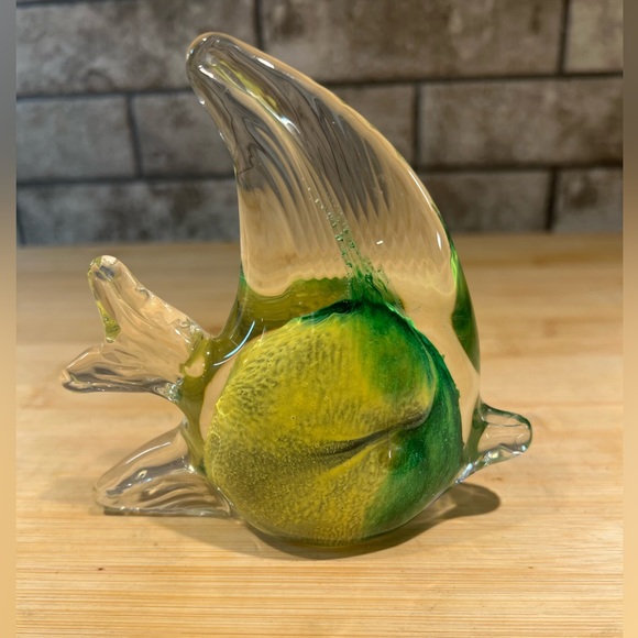 Vintage Blown Glass Fish Paperweight Green and Yellow 4.5” x 4.5” Art Glass - Picture 3 of 8